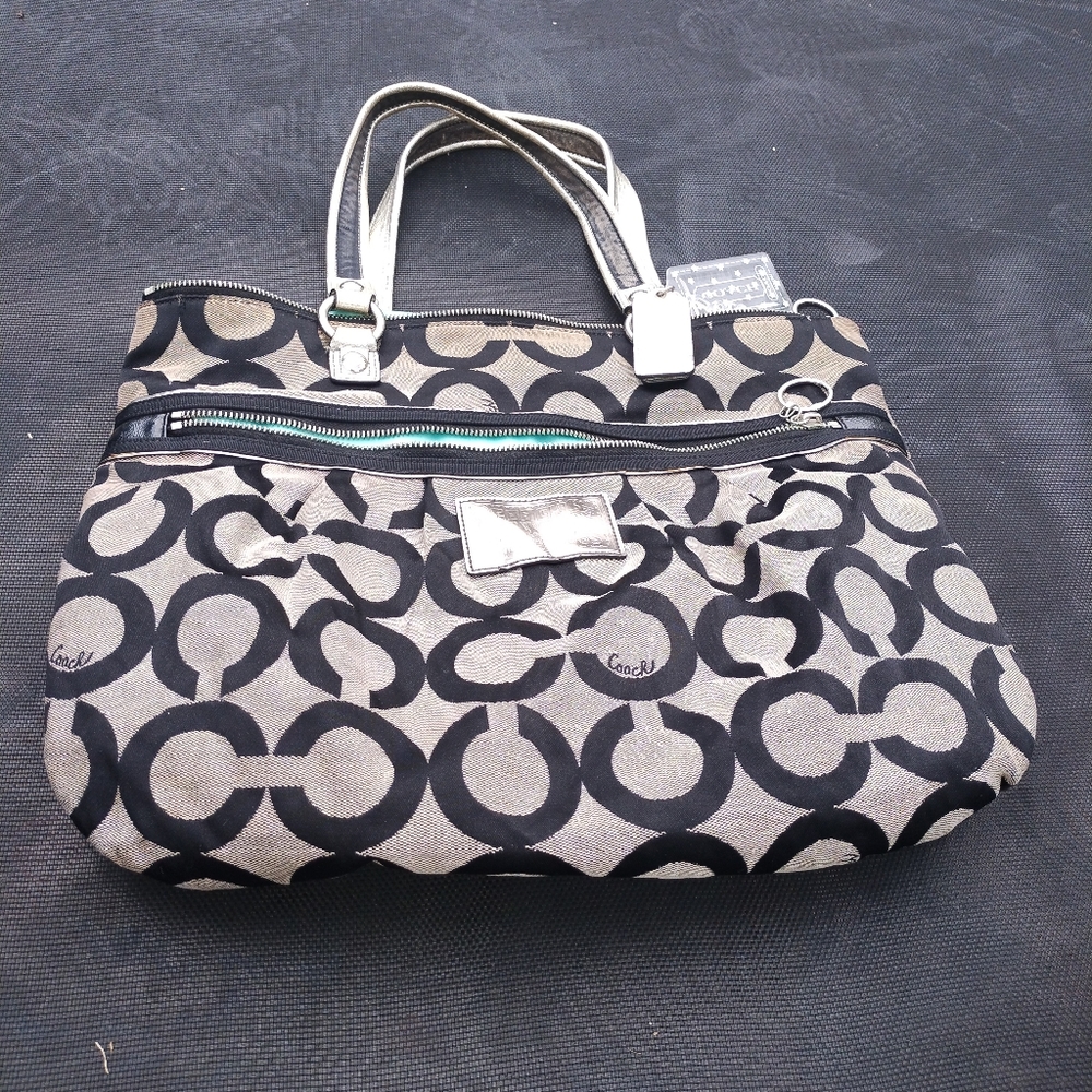 Coach Brown Khaki Poppy Jacquard Tote Satchel Comes With Cleaner. GUC OBO - Picture 4 of 13